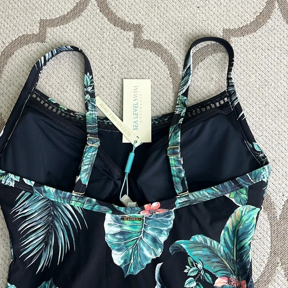 Sea Level Australia Tango DD/E cup bralette Singlet black tankini swim top - Picture 14 of 16